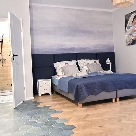 Kana - Stylish Apartment In Krakow Pomorska - Close, Wifi, Smart Tv Cracóvia Exterior foto