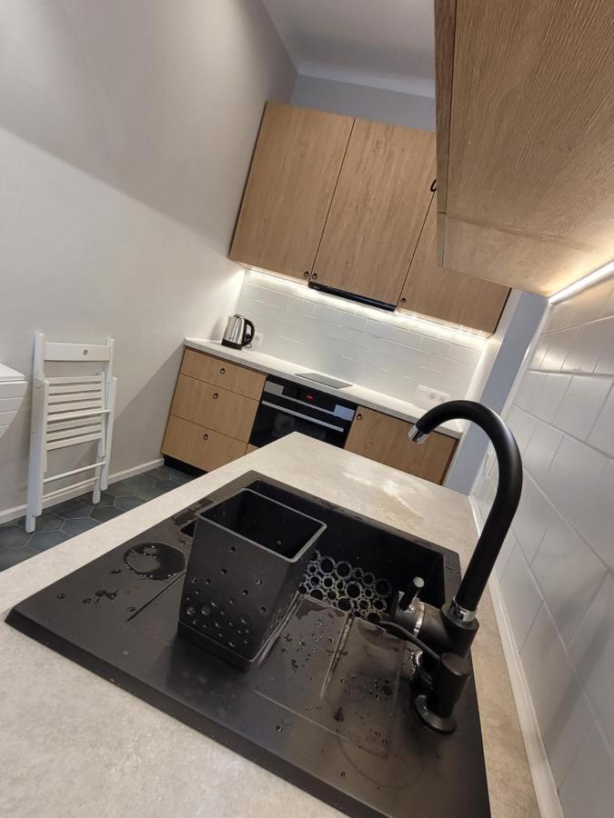 Kana - Stylish Apartment In Krakow Pomorska - Close, Wifi, Smart Tv Cracóvia Exterior foto