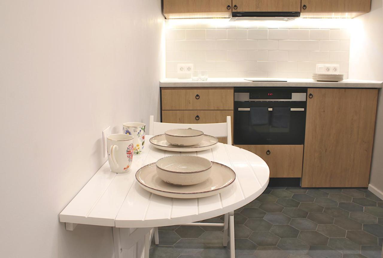 Kana - Stylish Apartment In Krakow Pomorska - Close, Wifi, Smart Tv Cracóvia Exterior foto