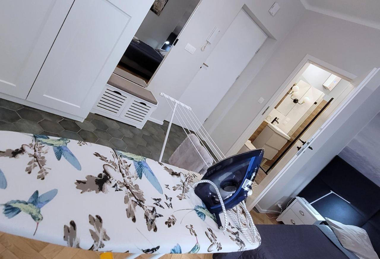 Kana - Stylish Apartment In Krakow Pomorska - Close, Wifi, Smart Tv Cracóvia Exterior foto