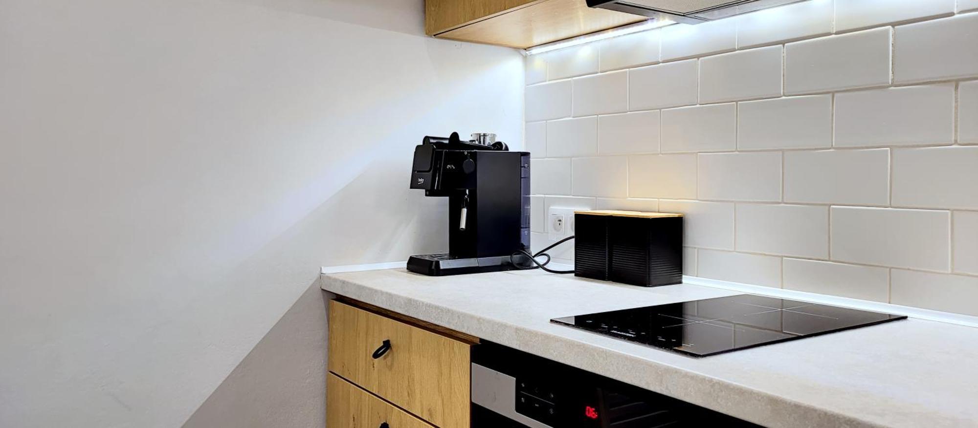 Kana - Stylish Apartment In Krakow Pomorska - Close, Wifi, Smart Tv Cracóvia Exterior foto