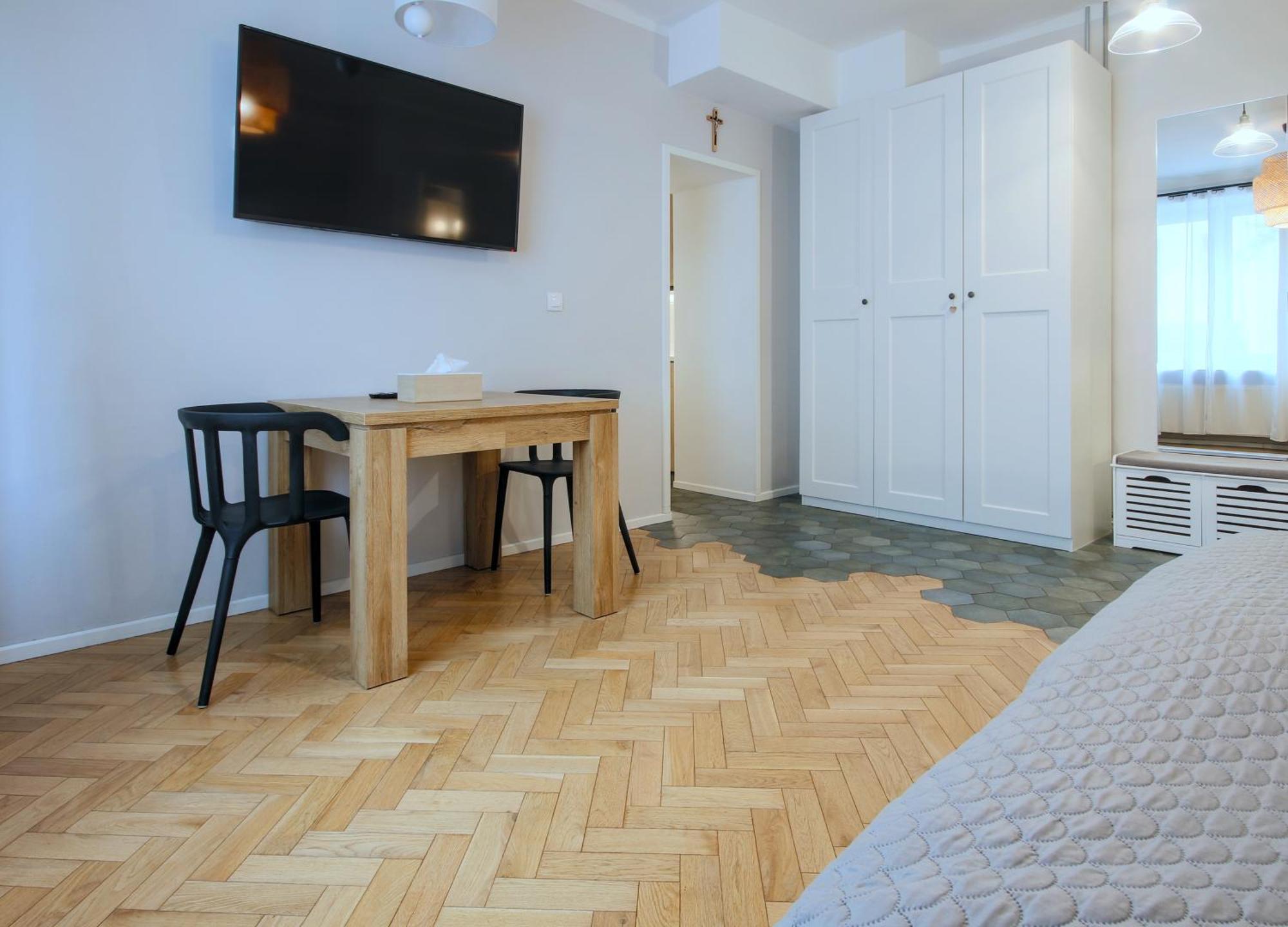 Kana - Stylish Apartment In Krakow Pomorska - Close, Wifi, Smart Tv Cracóvia Exterior foto